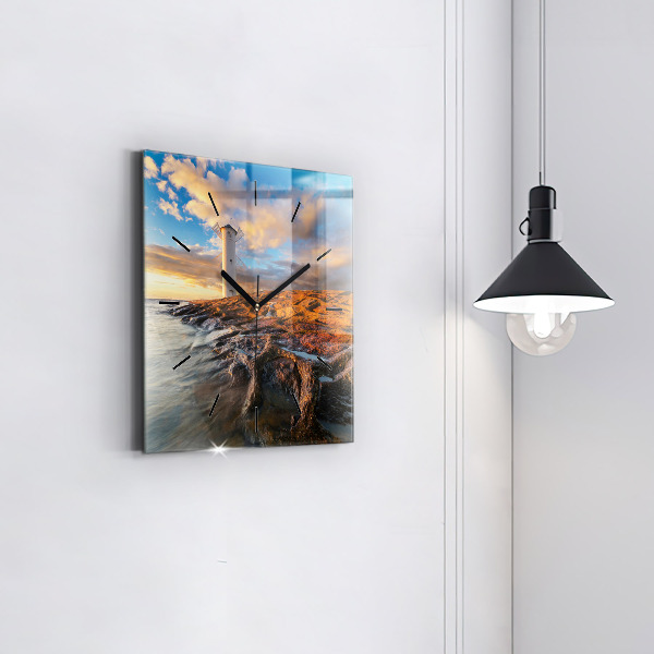 Horloge carrée en verre Le phare et la mer Baltique