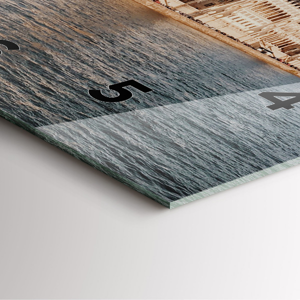 Horloge murale carrée Parlement à Budapest