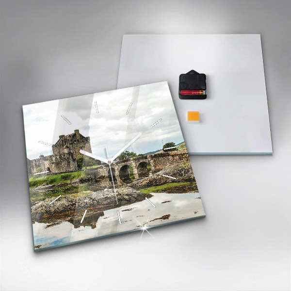 Horloge murale carrée 'Château d''Eilean Donan Écosse'