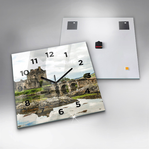 Horloge murale carrée 'Château d''Eilean Donan Écosse'