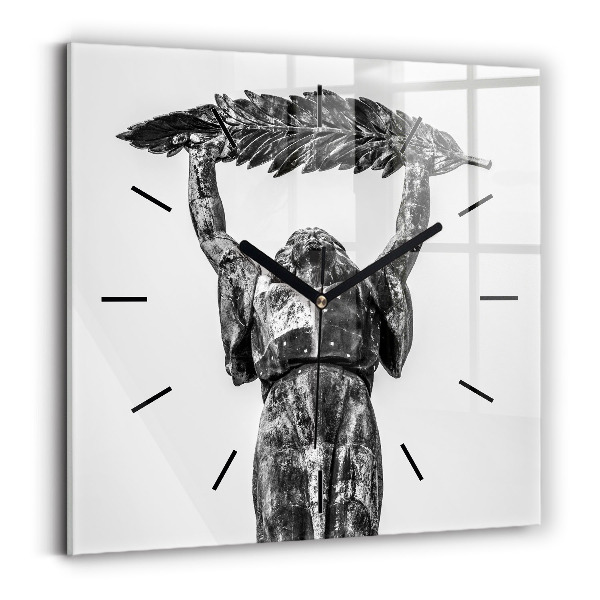 Horloge murale carrée Statue de la Liberté à Budapest