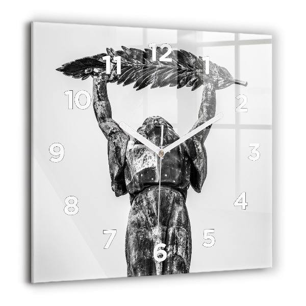 Horloge murale carrée Statue de la Liberté à Budapest