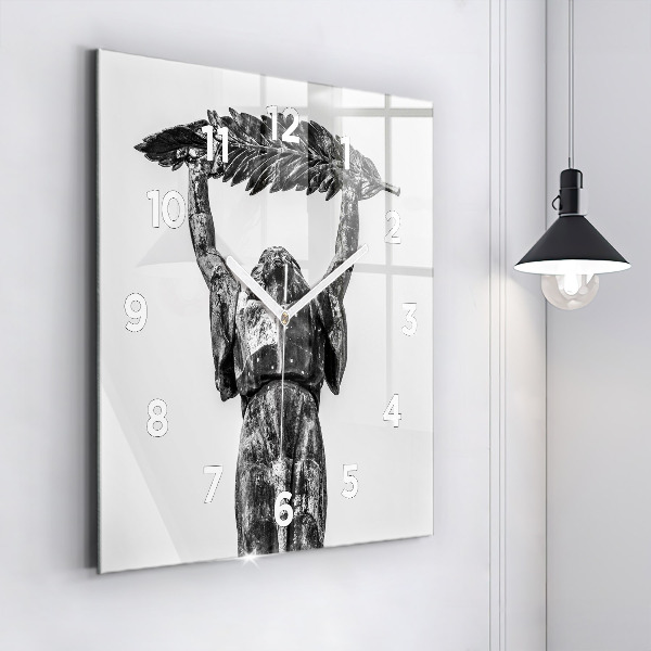 Horloge murale carrée Statue de la Liberté à Budapest