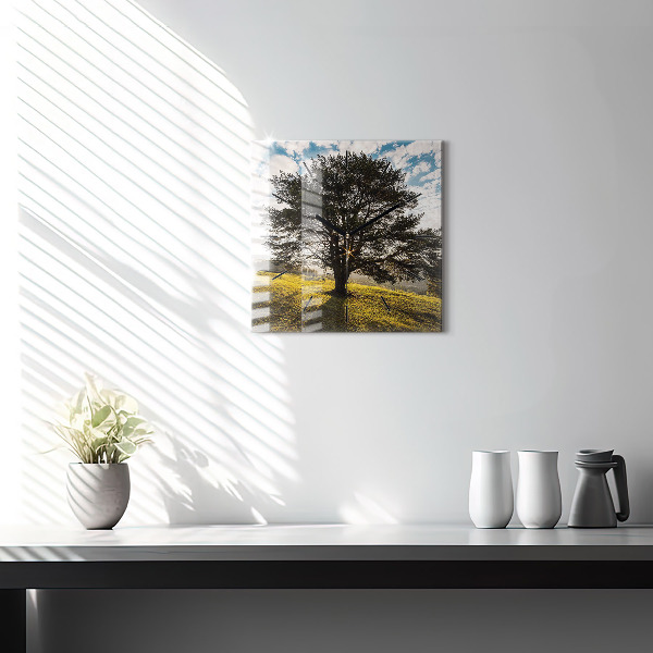 Horloge murale carrée Un arbre sur une colline