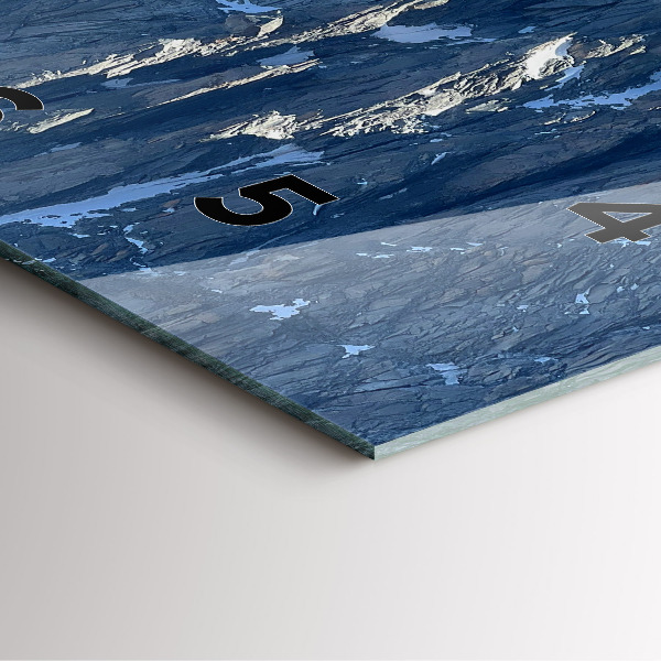 Horloge murale carrée Les Alpes en hiver