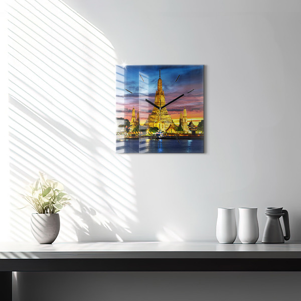 Horloge murale carrée Temple à Bangkok