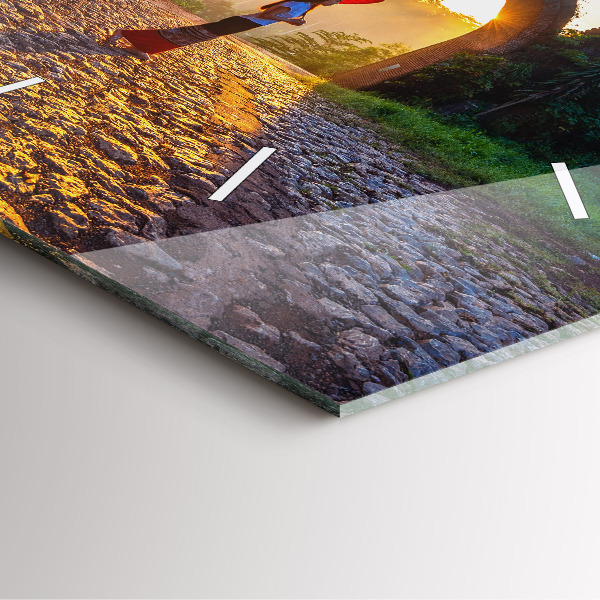 Horloge murale carrée Parc de Surat Thani en Thaïlande