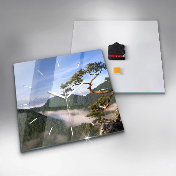 Pendule carrée en verre Pic de Sokolica dans les montagnes des Piénines