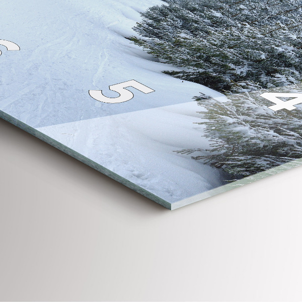 Horloge murale carrée Les monts des Géants tchèques en hiver