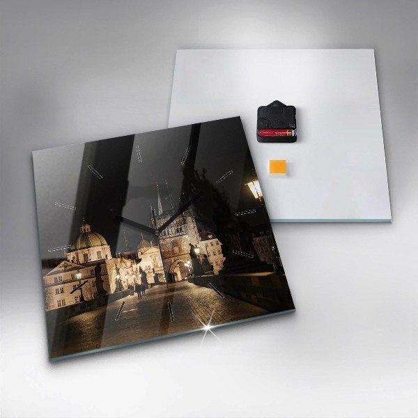 Horloge murale carrée Pont Charles à Prague