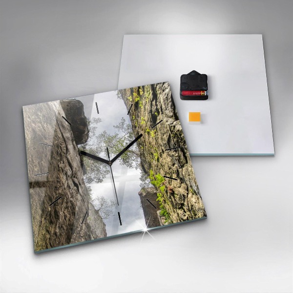 Horloge murale carrée Ville du rock en République tchèque