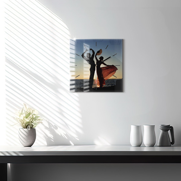 Horloge murale carrée Danse espagnole en mer