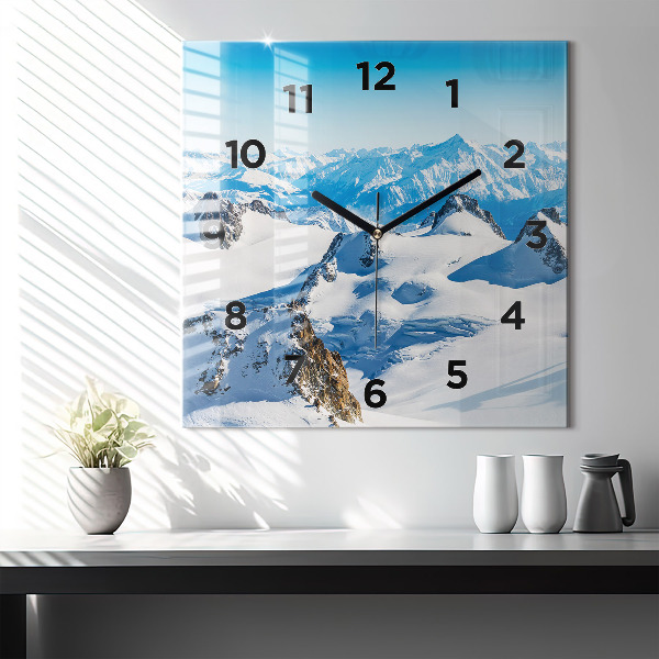 Horloge carrée en verre Skieur dans les Alpes