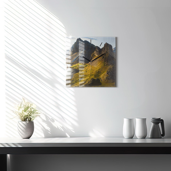 Pendule carrée en verre Route en Islande