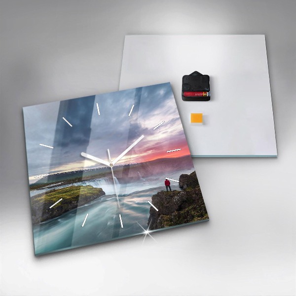 Horloge carrée en verre Paysage avec une cascade