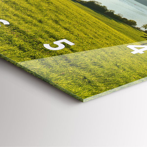 Horloge murale carrée Montagnes et champs