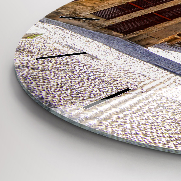 Horloge ronde Rue pittoresque de Rhodes