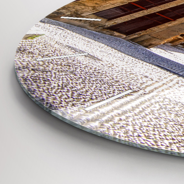 Horloge ronde Rue pittoresque de Rhodes