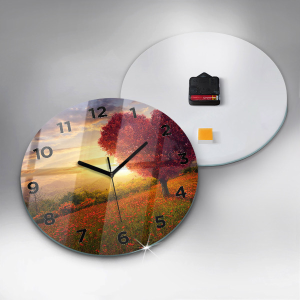Horloge ronde 'Arbre en forme de cœur d''amour'