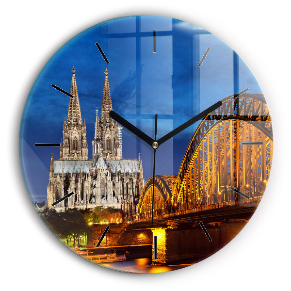 Horloge ronde Pont en Allemagne