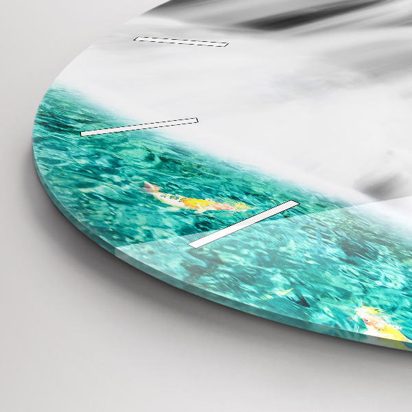 Horloge ronde Cascade en Thaïlande