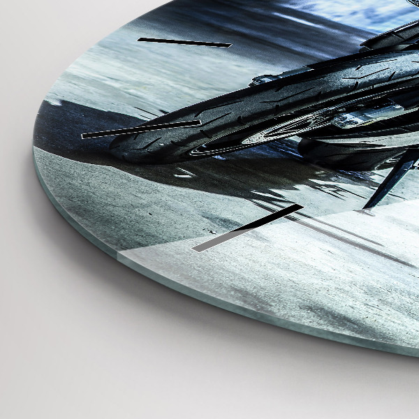 Horloge ronde Moto dans la ruelle