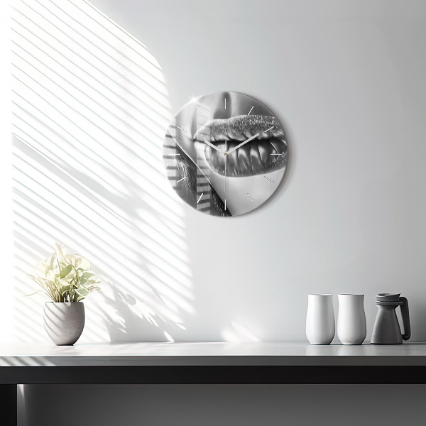 Horloge ronde Les lèvres de la femme