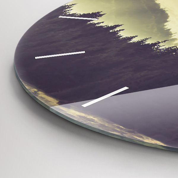 Horloge ronde Pentes brumeuses des montagnes