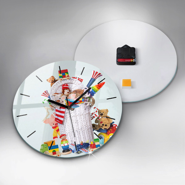 Horloge ronde Panier en osier avec jouets