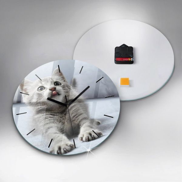 Horloge ronde Chat sur le canapé