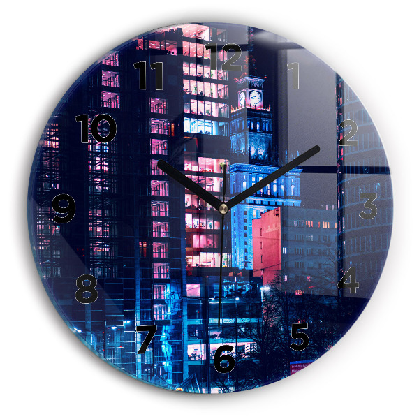 Horloge ronde Varsovie la nuit