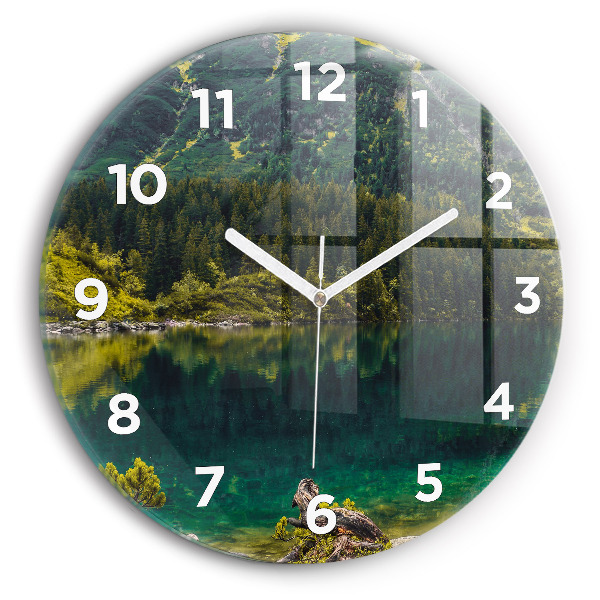 Horloge ronde Morskie Oko dans les Tatras