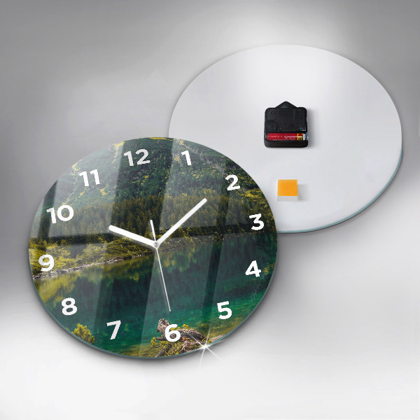 Horloge ronde Morskie Oko dans les Tatras