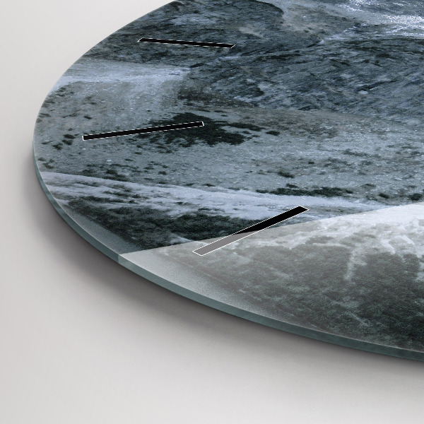 Horloge ronde Morskie Oko dans les Tatras