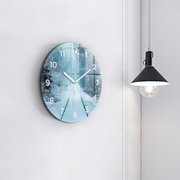 Horloge ronde Cerf sur les rails