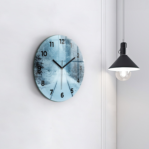 Horloge ronde Cerf sur les rails