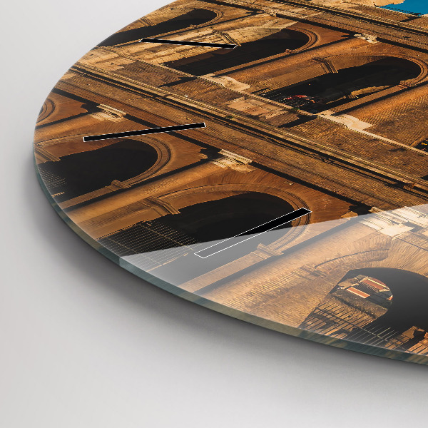 Horloge ronde Le Colisée en Italie