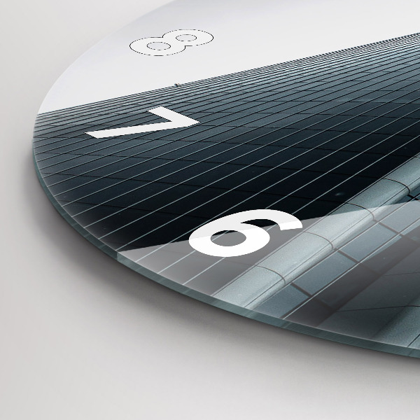 Horloge ronde Gratte-ciel à Milan