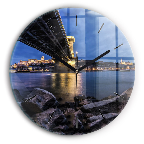 Horloge ronde Rivage rocheux sous le pont