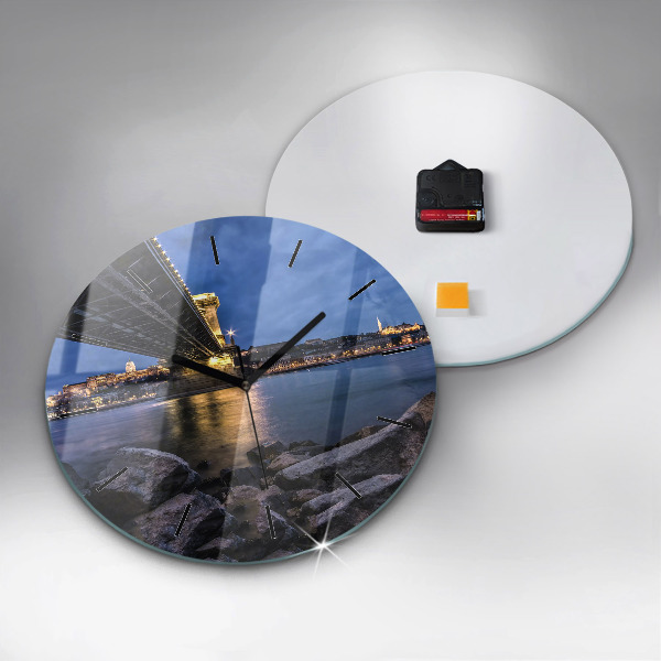 Horloge ronde Rivage rocheux sous le pont