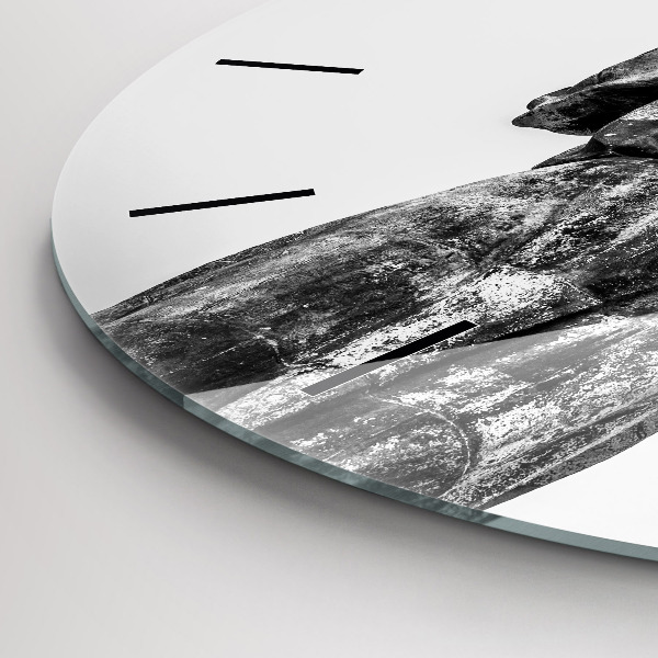 Horloge ronde Statue de la Liberté à Budapest