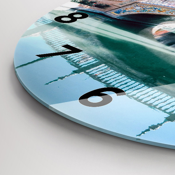 Horloge ronde 'Place d''Espagne à Séville'