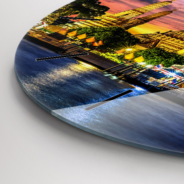 Horloge ronde Temple à Bangkok