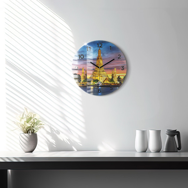 Horloge ronde Temple à Bangkok