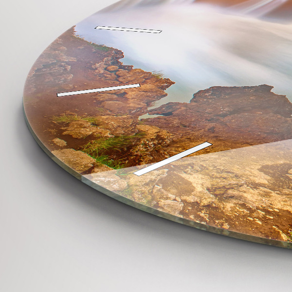 Horloge ronde Godafoss en Islande