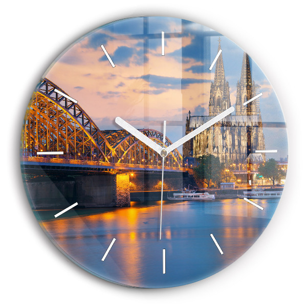 Horloge ronde Vue de la mairie