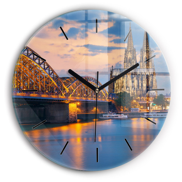 Horloge ronde Vue de la mairie