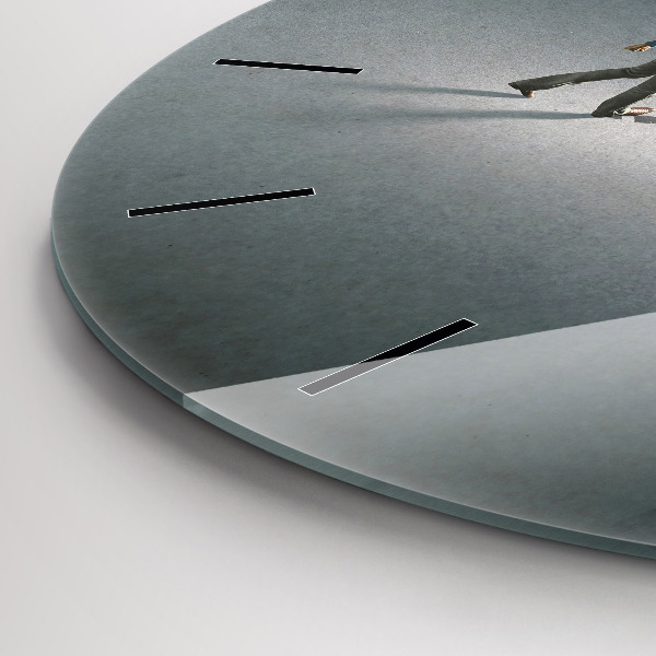 Pendule murale ronde 'Vagabond dans l''obscurité'